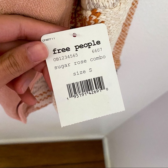 SOLD ON CURTSY - Picture 8 of 13